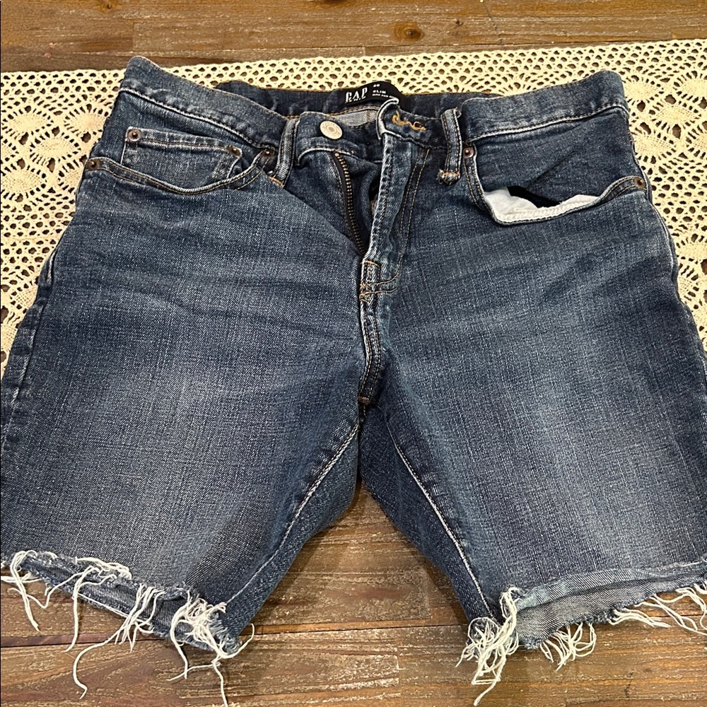 Gap Sz 29 Slim Denim shorts